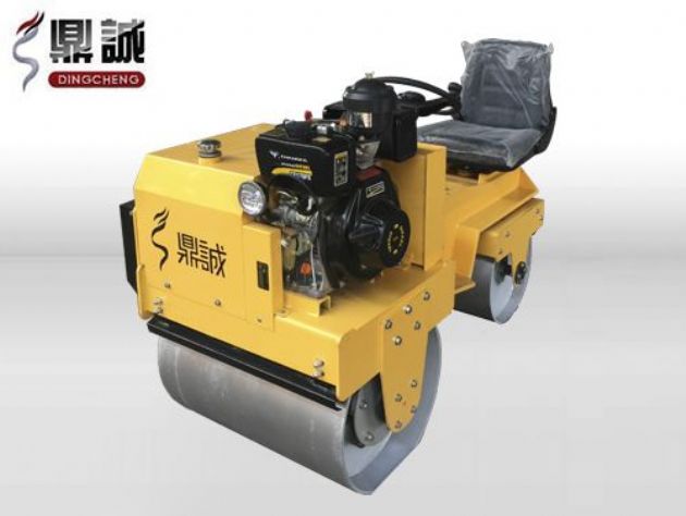 点击查看详细信息<br>标题：DC850C座驾式压路机 阅读次数：16671